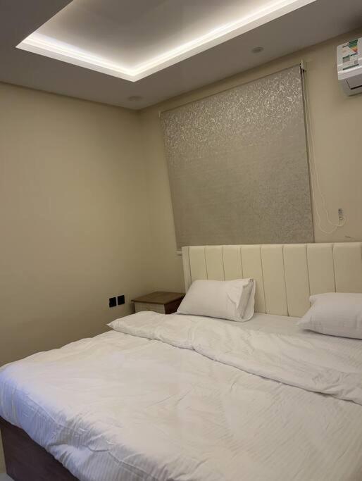 Apartment الأول Alawaal
